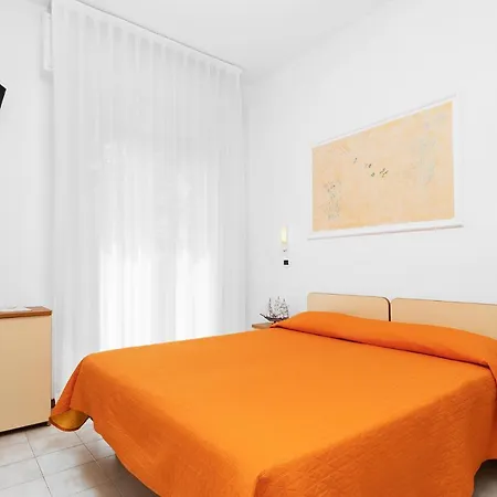 Hotel Eva 3*