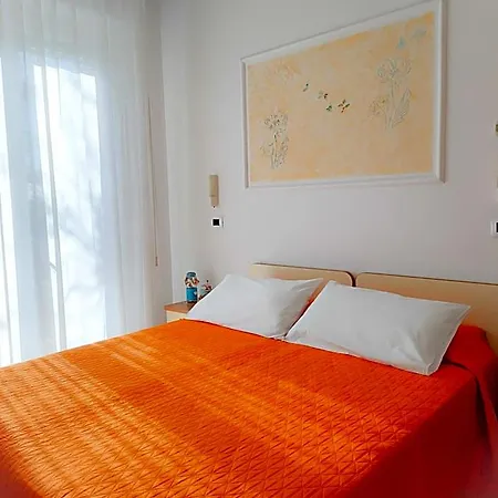 Eva Hotel 3*